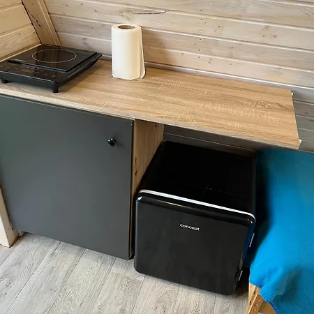 Caloroczny Kempingowy - A Moze Gory Ze Strefa 营地